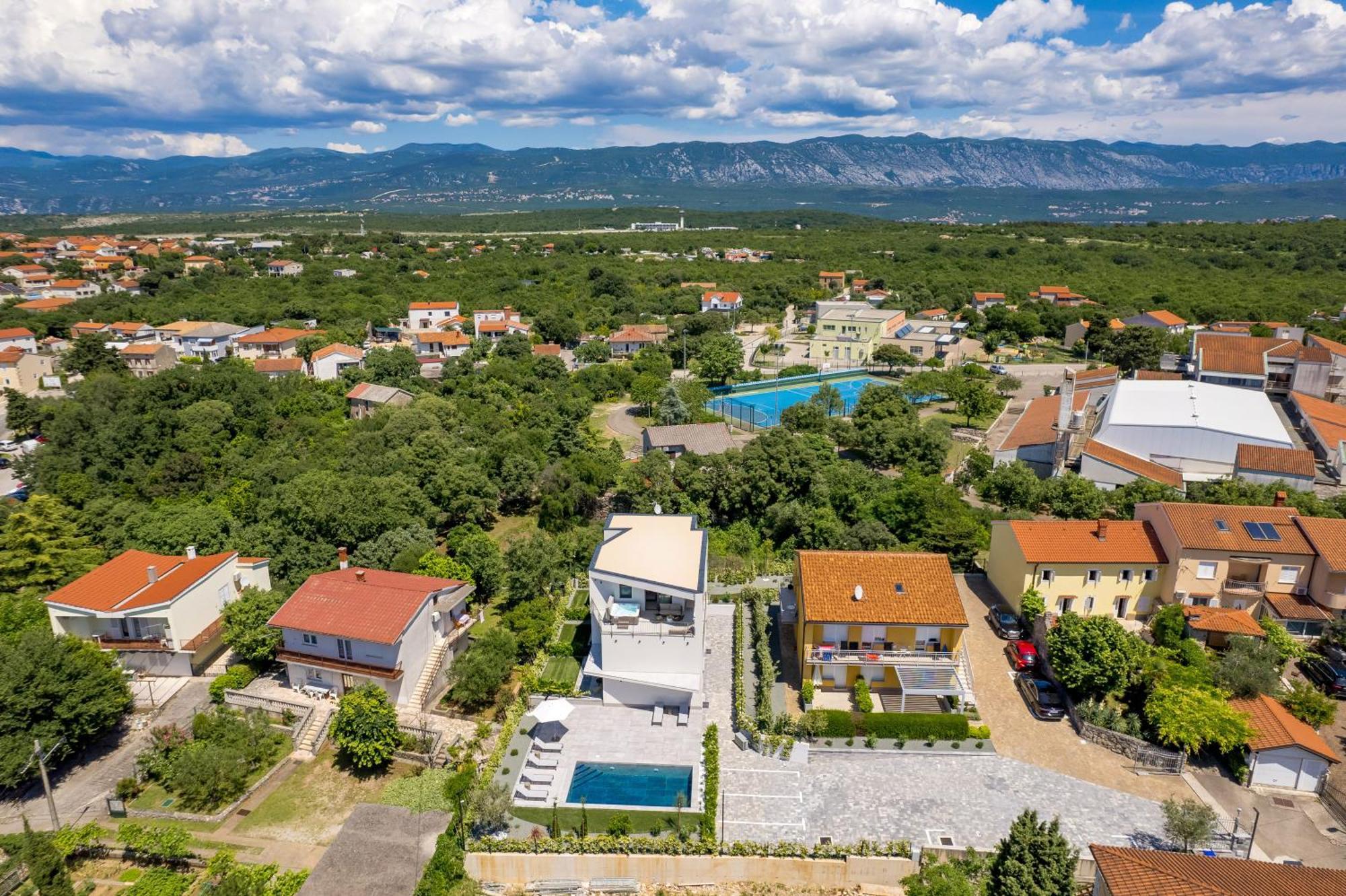 Appartments Adriatic Omišalj Exterior foto